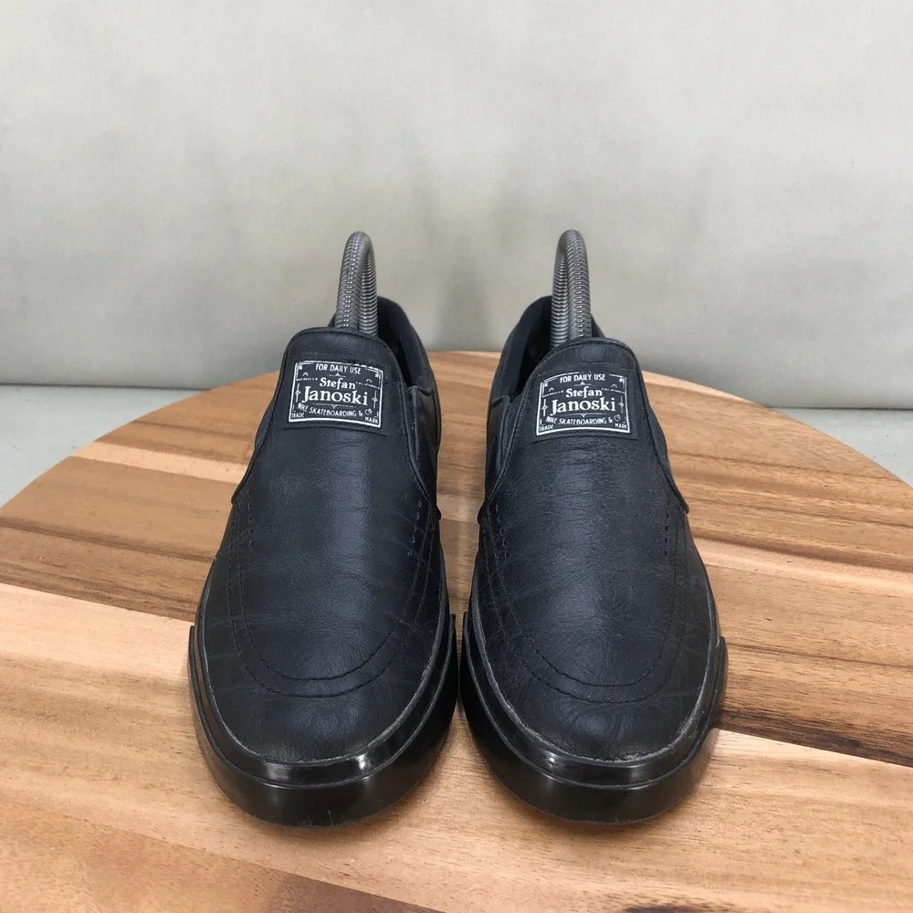 Nike SB Stefan Janoski Slip-On Black Leather Skate Shoes 855641-001 Womens 7.5